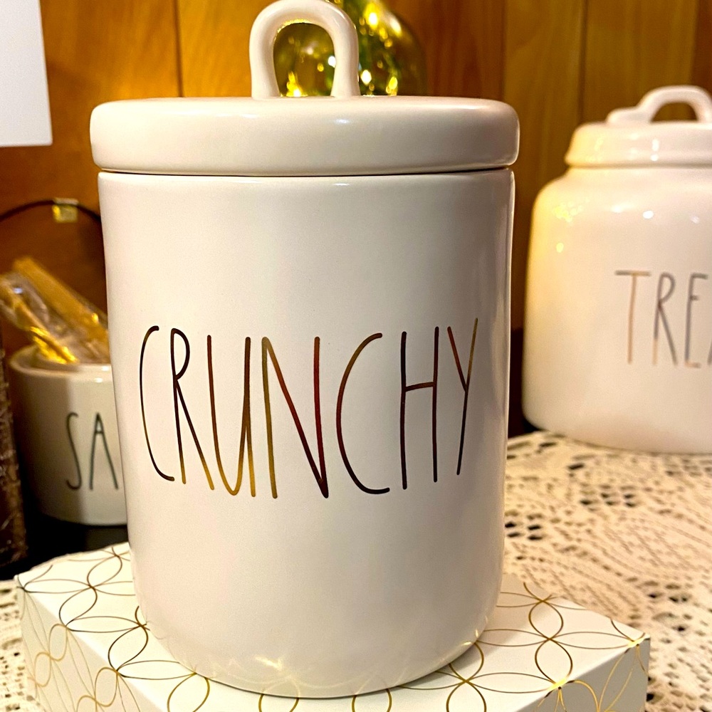 Rae Dunn Small Crunchy Canister